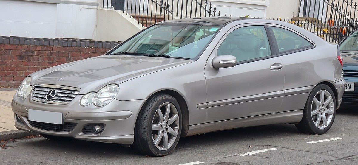 Mercedes-Benz C-Class 2008-2011